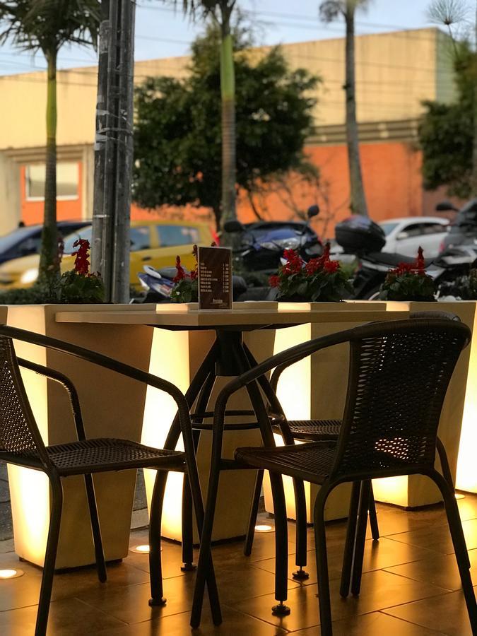 Hotel Lindsay Manizales Exteriör bild